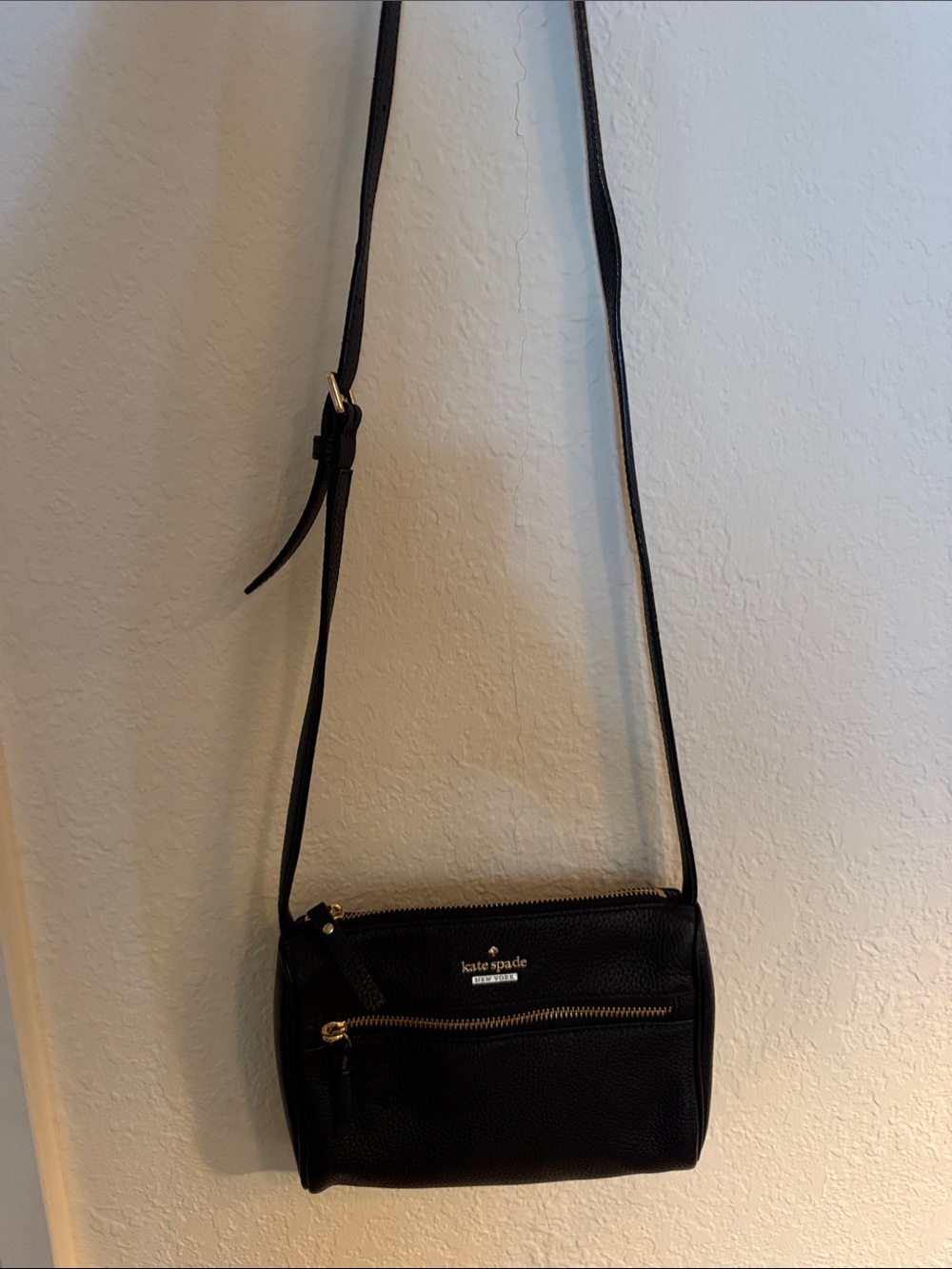 kate spade black pebbled leather crossbody with gold zippers